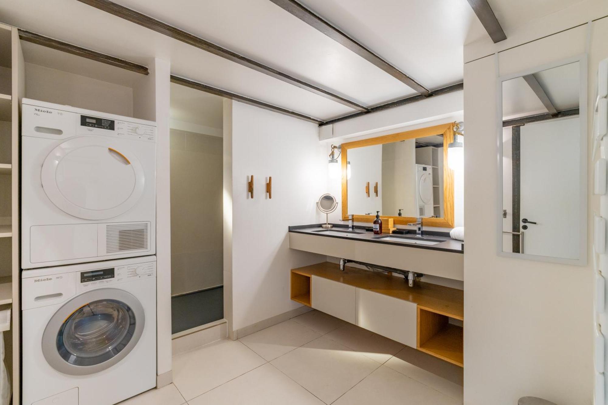 L'Arsenal - très bel appartement sur le Vieux-Port Marsiglia Esterno foto