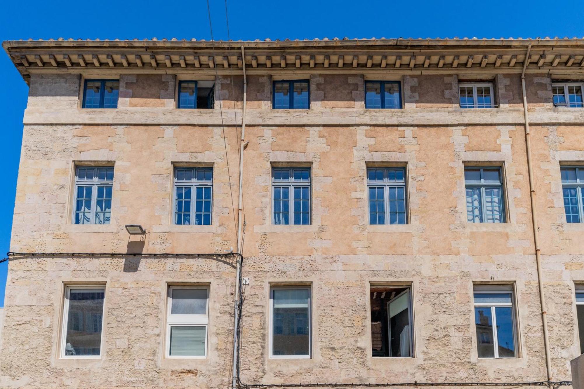 L'Arsenal - très bel appartement sur le Vieux-Port Marsiglia Esterno foto
